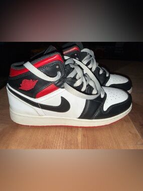 Jordan Mid-Top Sneakers in Black White and Red